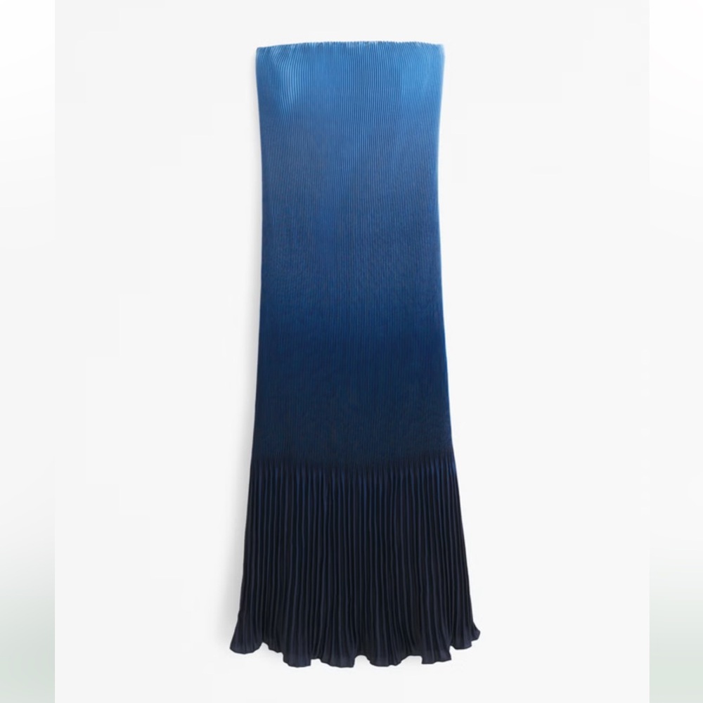 NWT! A&F Giselle Pleate Midi Dress